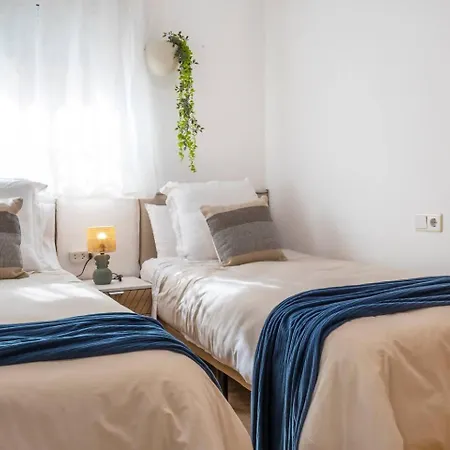 Pink Viajero - Winter By The Sea 아파트 또레비에하