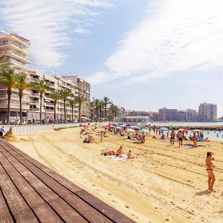 아파트 Pink Viajero - Winter By The Sea