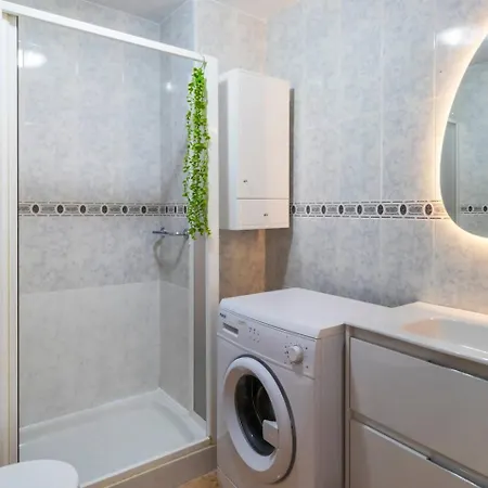 Pink Viajero - Winter By The Sea *